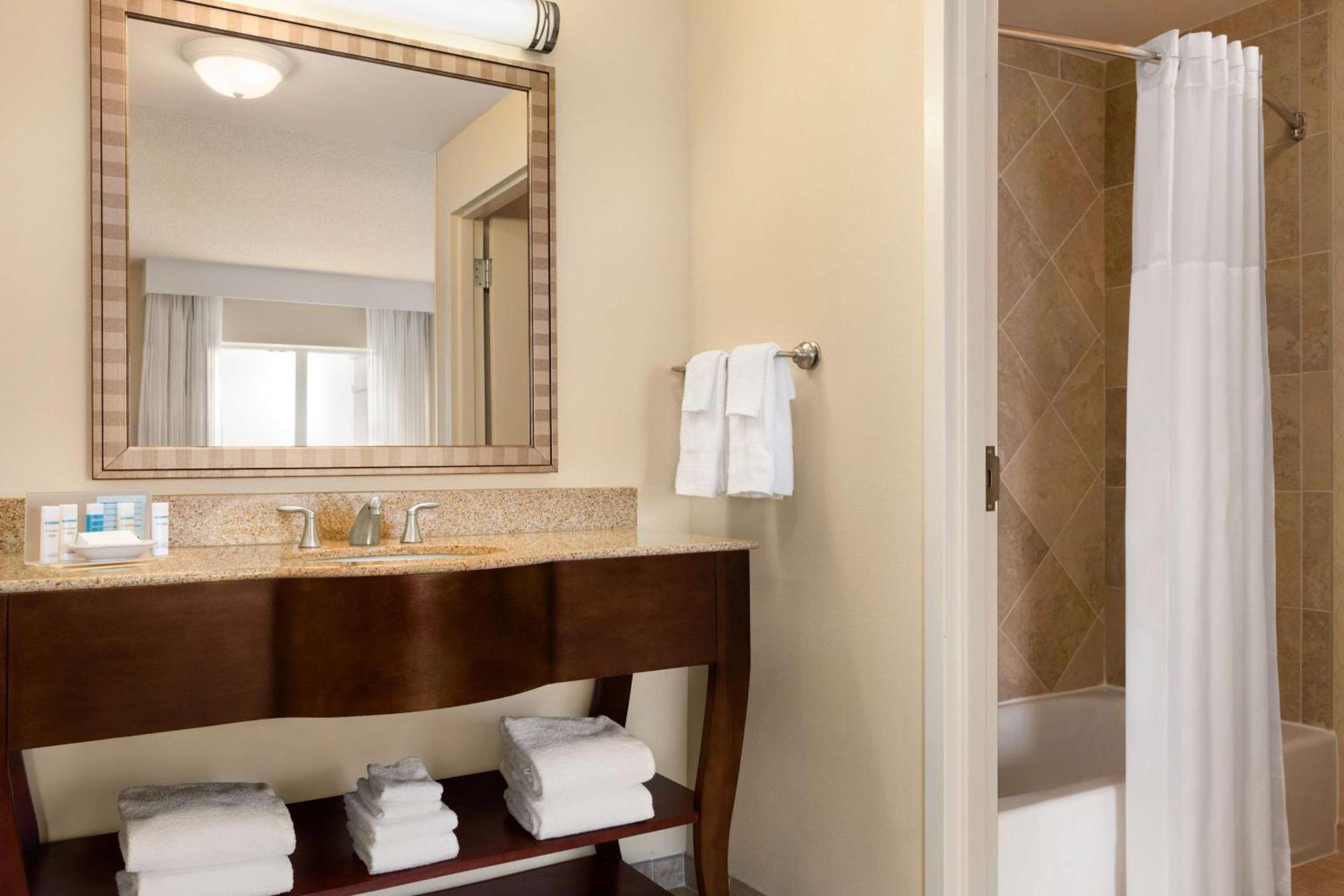 Hampton Inn & Suites Washington-Dulles International Airport Sterling Eksteriør billede